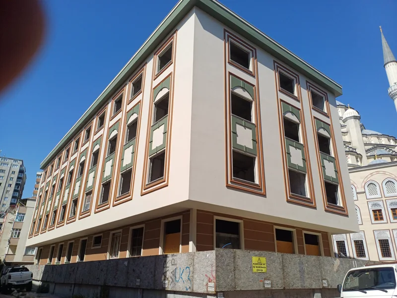 Köşe yapı · cephe ve iç mekânlar — 14